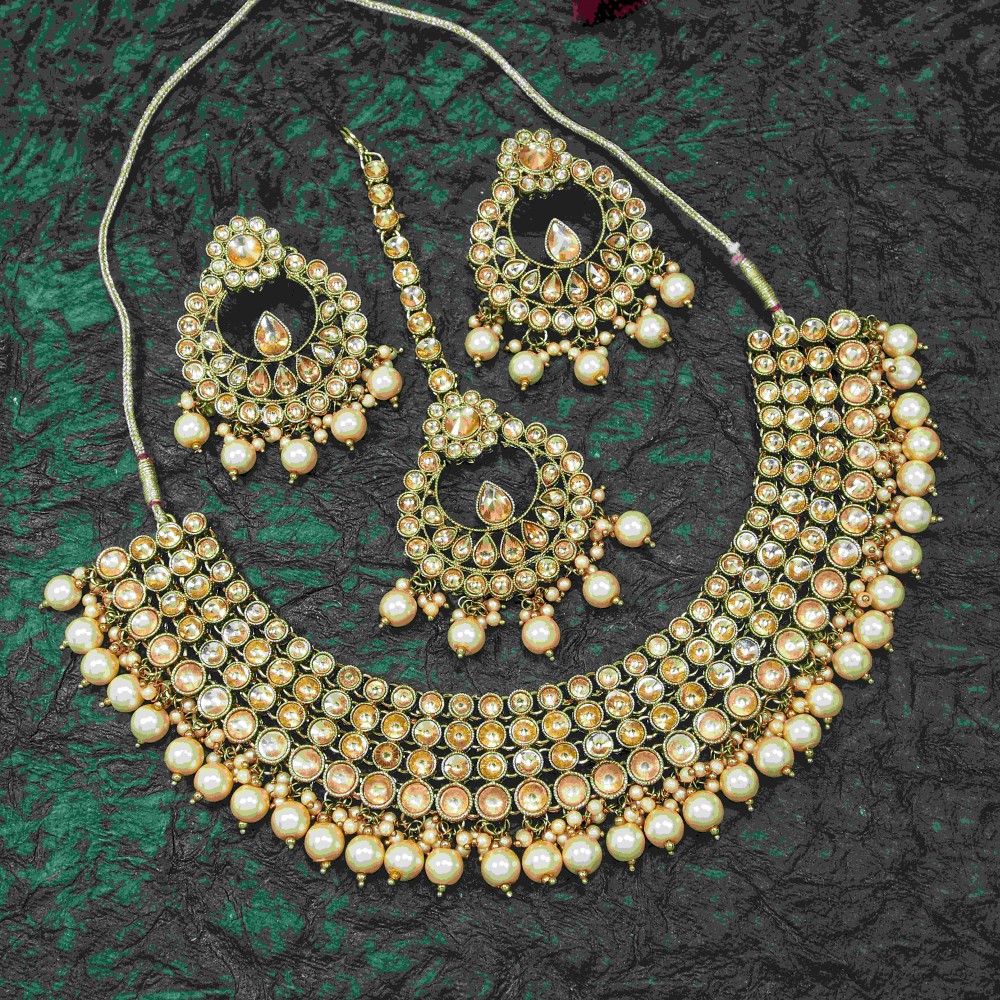 Alluring Ad Kundan Necklace Set Studded With Ad – Mavish Jewels